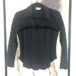 𝅺vintage Mirrors Black Lace & Velvet Trim Button Up Top